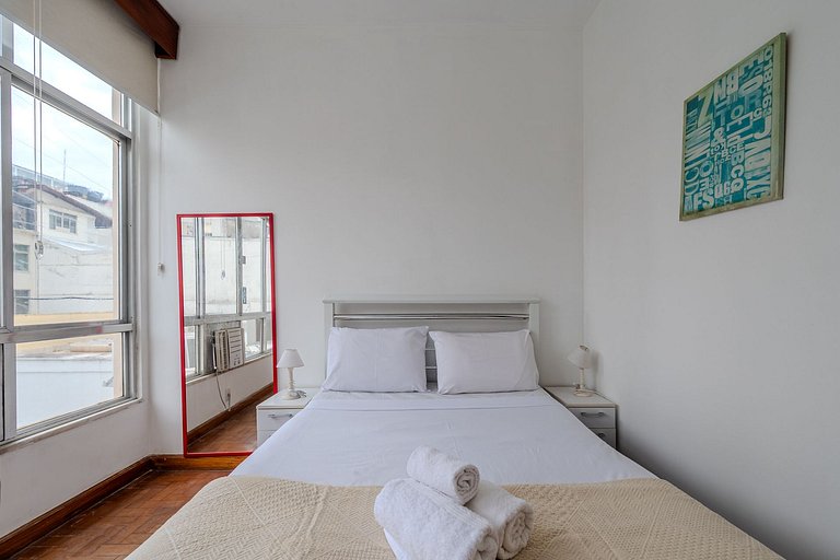 Bright and Cozy Apartment in Ipanema