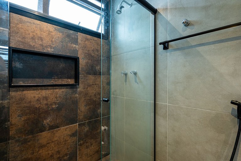 4 Quartos a Poucos Passos do Metrô e da Praia