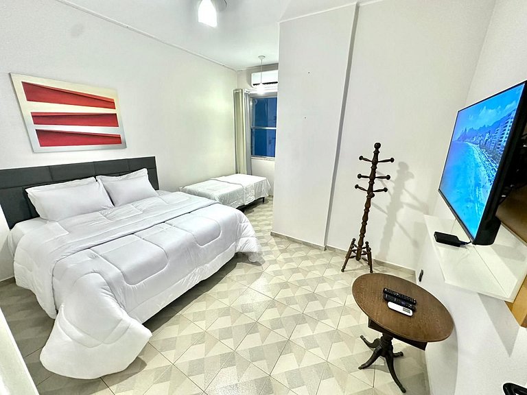 Apto completo próx. a praia, com ótima localização