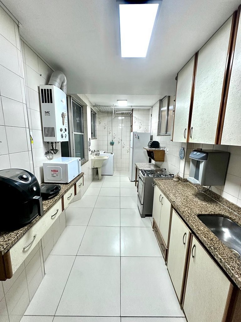 Fully equipped beachfront apt great location