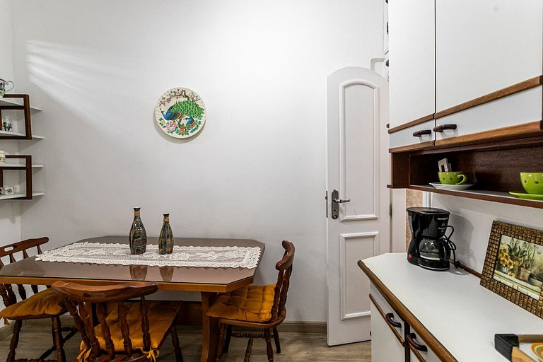 Quarto sala quadra da praia de Copacabana