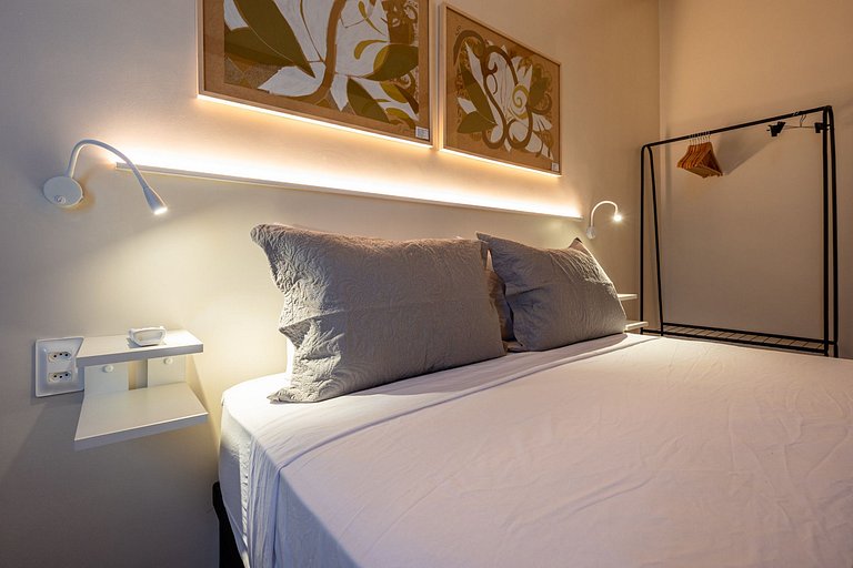 Apt in Copacabana near metro and beach