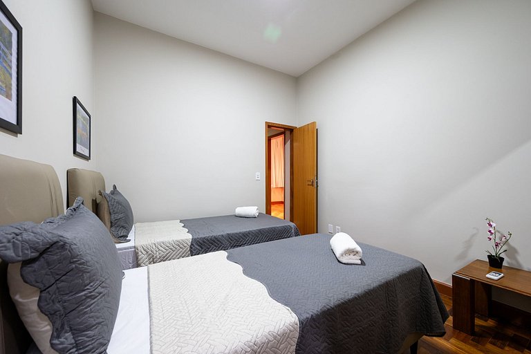 Apartamento na quadra da praia de Copacabana