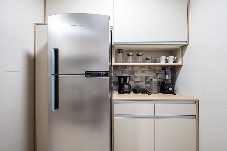 Apartamento na quadra da praia de Copacabana