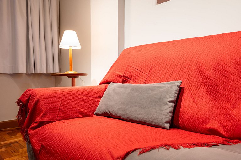 Apartamento na quadra da praia de Copacabana