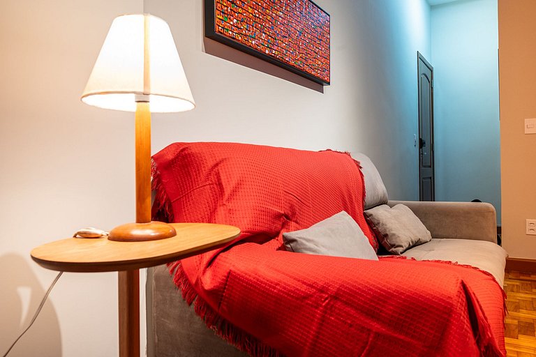 Apartamento na quadra da praia de Copacabana