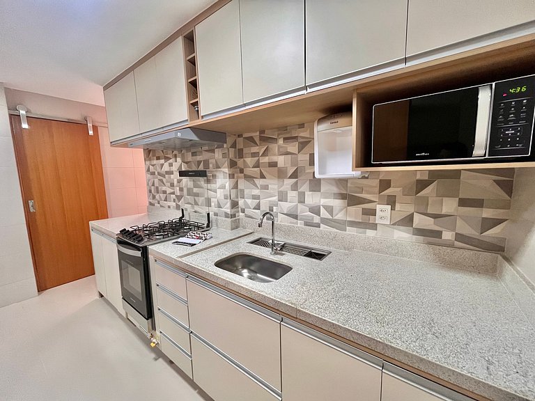 Apartamento na quadra da praia de Copacabana
