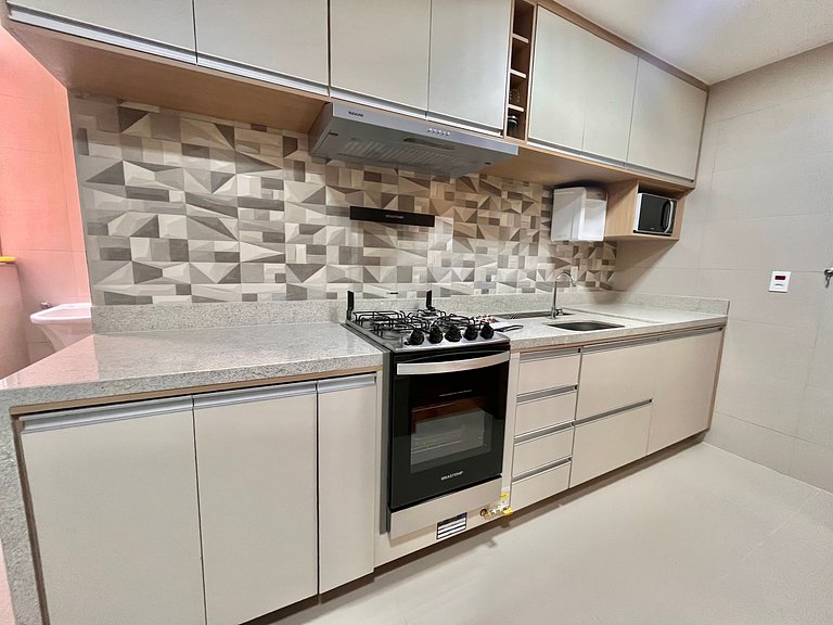 Apartamento na quadra da praia de Copacabana