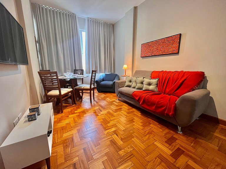 Apartment by Copacabana beach block