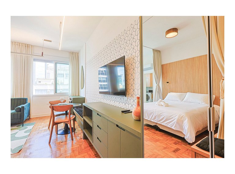 Modern and bright studio in downtown São Paulo