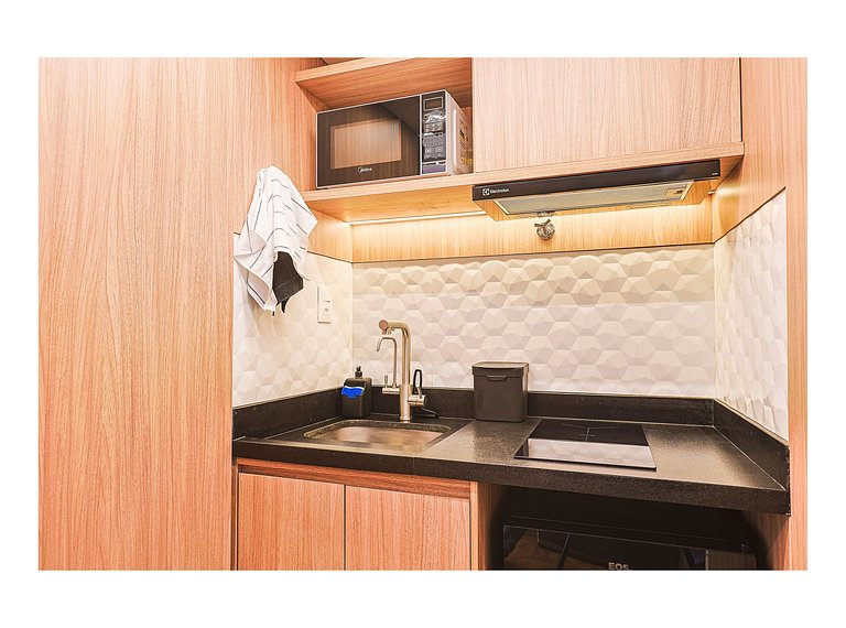 Modern and bright studio in downtown São Paulo