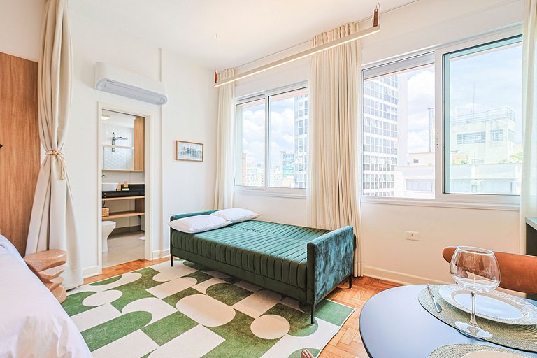 Modern and bright studio in downtown São Paulo