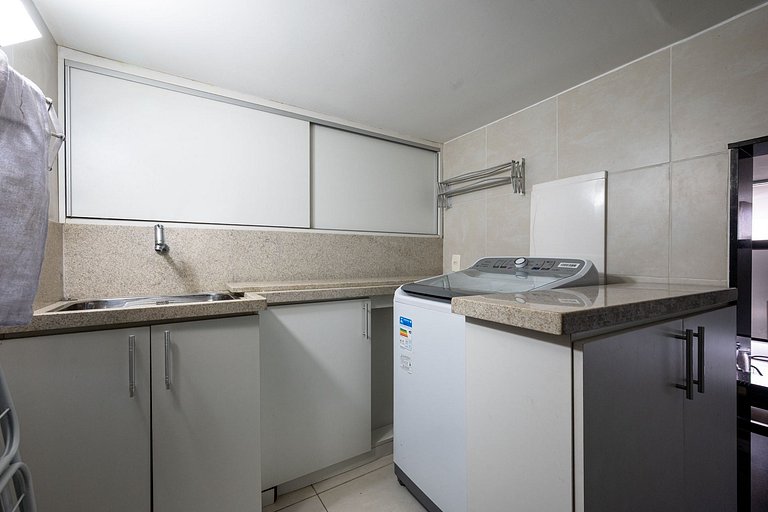 Apartamento espacioso en la cuadra de la playa
