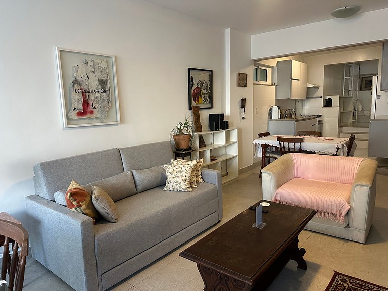 Apartamento com suíte em Copacabana