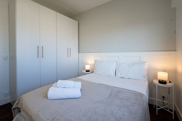 Apartment in Ipanema - close to the beach, shops, and metro