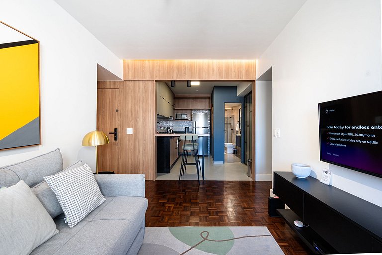 Apartment in Ipanema - close to the beach, shops, and metro