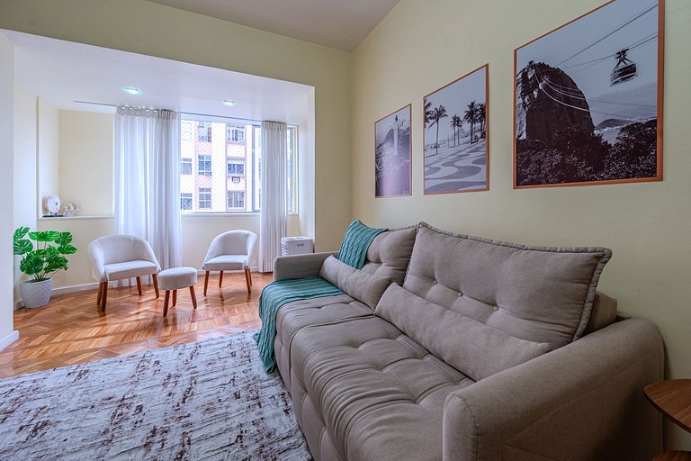 Apt em Copacabana, 200m da praia, próximo ao metrô
