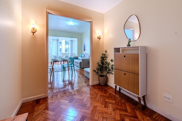 2-bedroom apartment in Copacabana, 200 meters from the beach