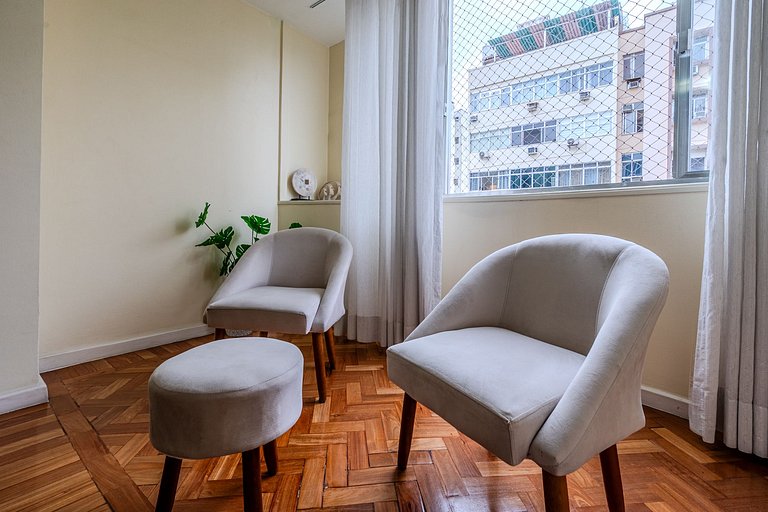 2-bedroom apartment in Copacabana, 200 meters from the beach