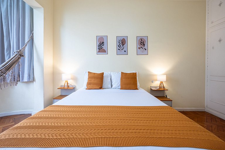 Apt em Copacabana, 200m da praia, próximo ao metrô