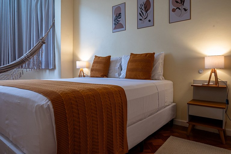 2-bedroom apartment in Copacabana, 200 meters from the beach