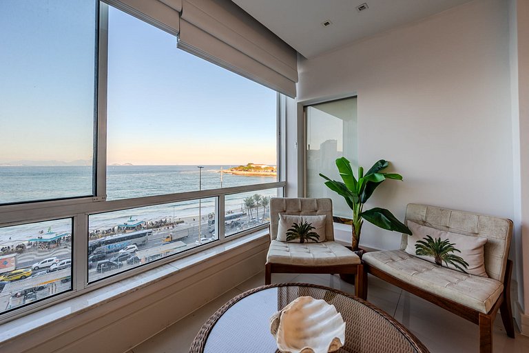 Oceanfront | Stunning View of Sugarloaf Mountain