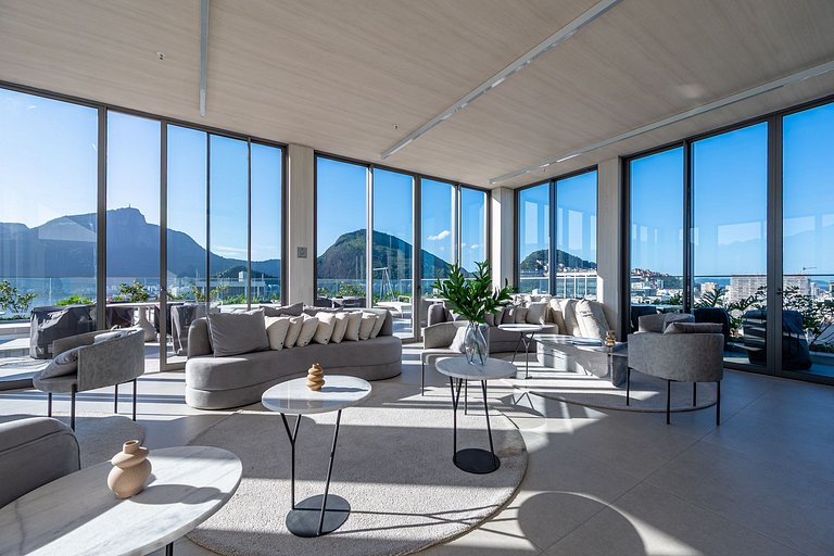 Estudio moderno con piscina, gimnasio,terraza en la azotea