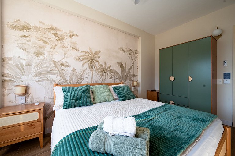 Apartamento no Leblon com piscina, garagem, vista para o mar