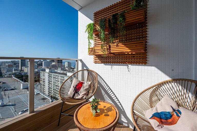 Flat no Leblon com piscina, garagem, vista mar e lagoa
