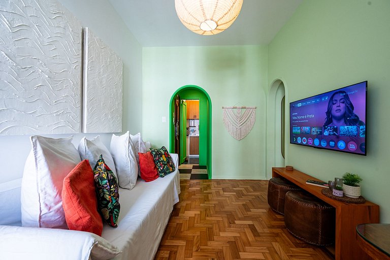 Apt completo com 3 quartos entre Copa e Ipanema