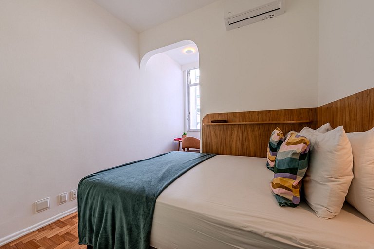 Apt completo com 3 quartos entre Copa e Ipanema