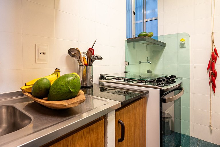 Apt completo com 3 quartos entre Copa e Ipanema