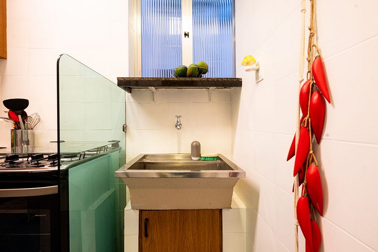 Apt completo com 3 quartos entre Copa e Ipanema