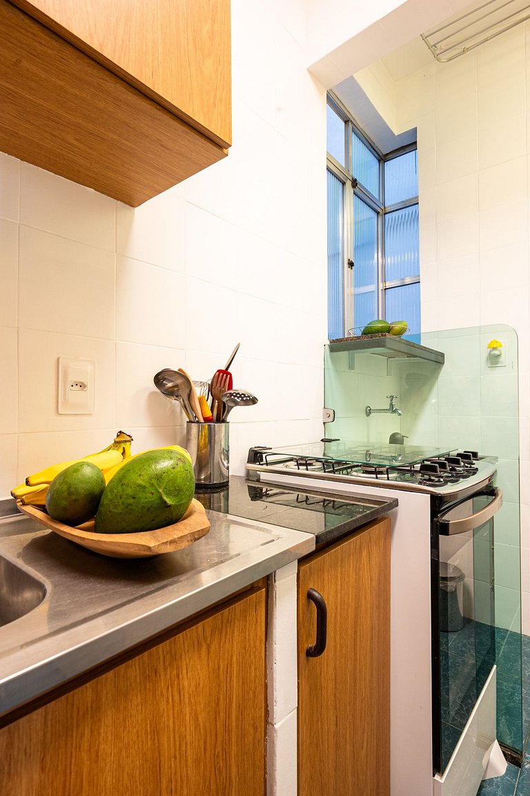 Apt completo com 3 quartos entre Copa e Ipanema