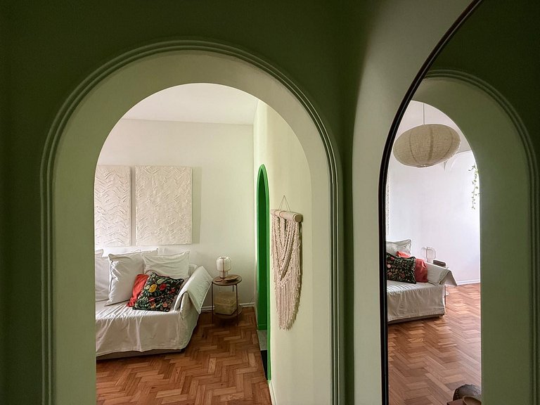Apt completo com 3 quartos entre Copa e Ipanema